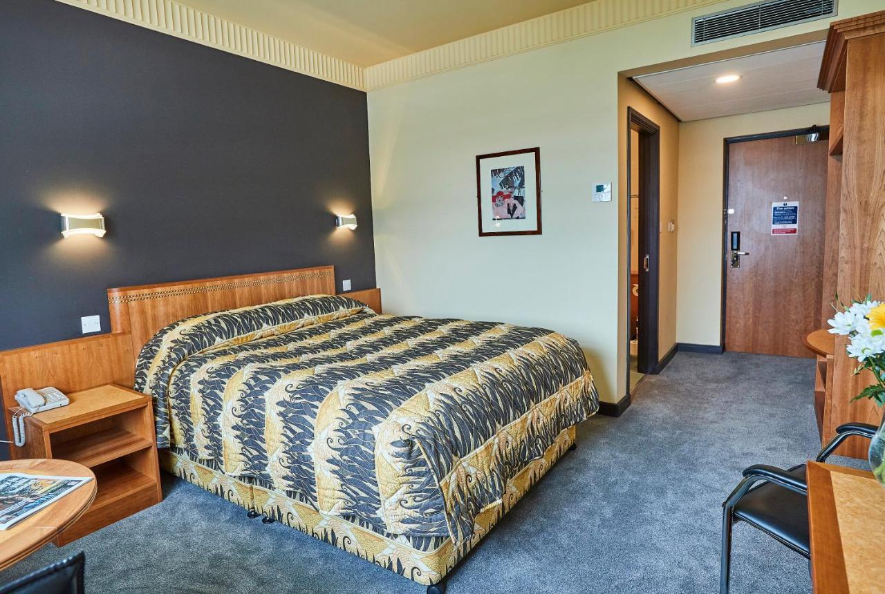 Hotel The Aviator